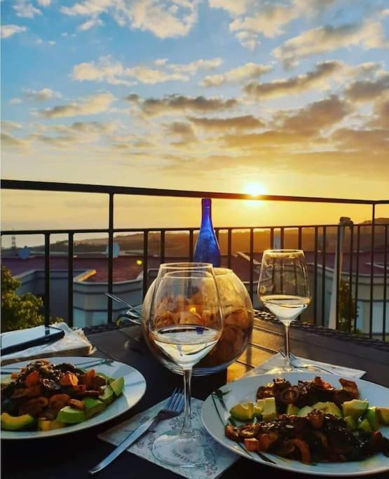 Private Pool 'Villa Vibe Tenerife' Sunset & Ocean View Chayofa Екстер'єр фото