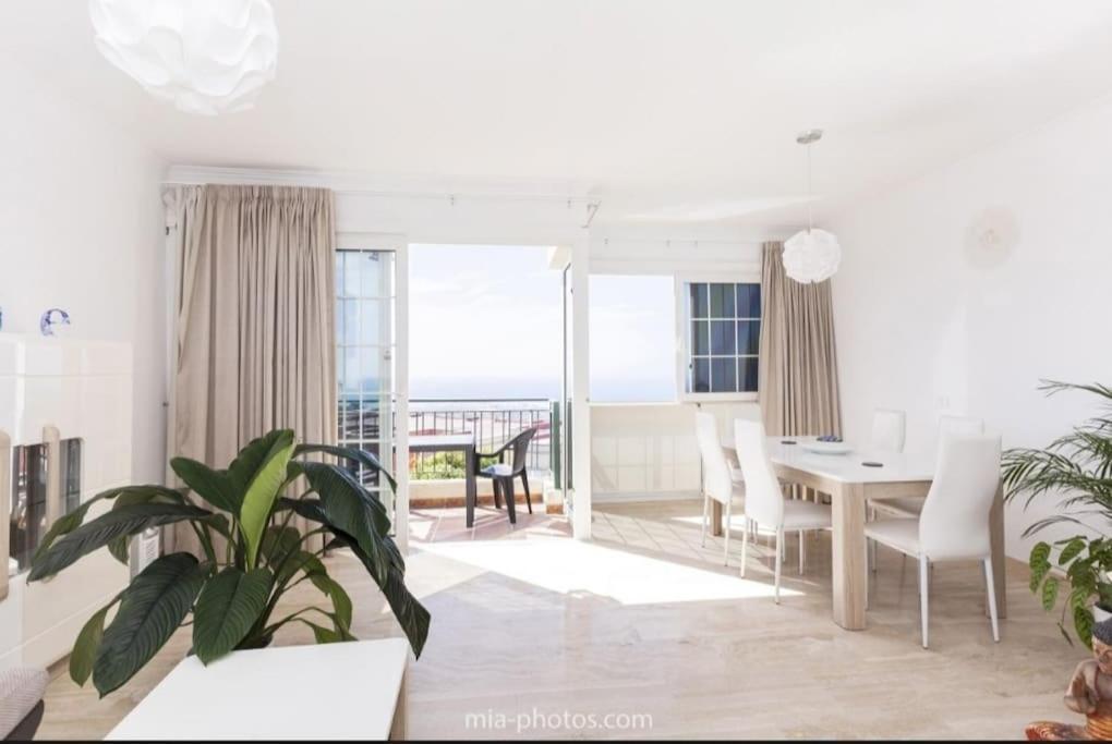 Private Pool 'Villa Vibe Tenerife' Sunset & Ocean View Chayofa Екстер'єр фото