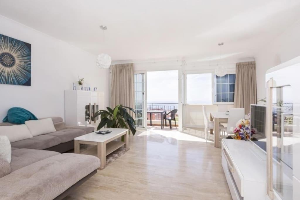 Private Pool 'Villa Vibe Tenerife' Sunset & Ocean View Chayofa Екстер'єр фото