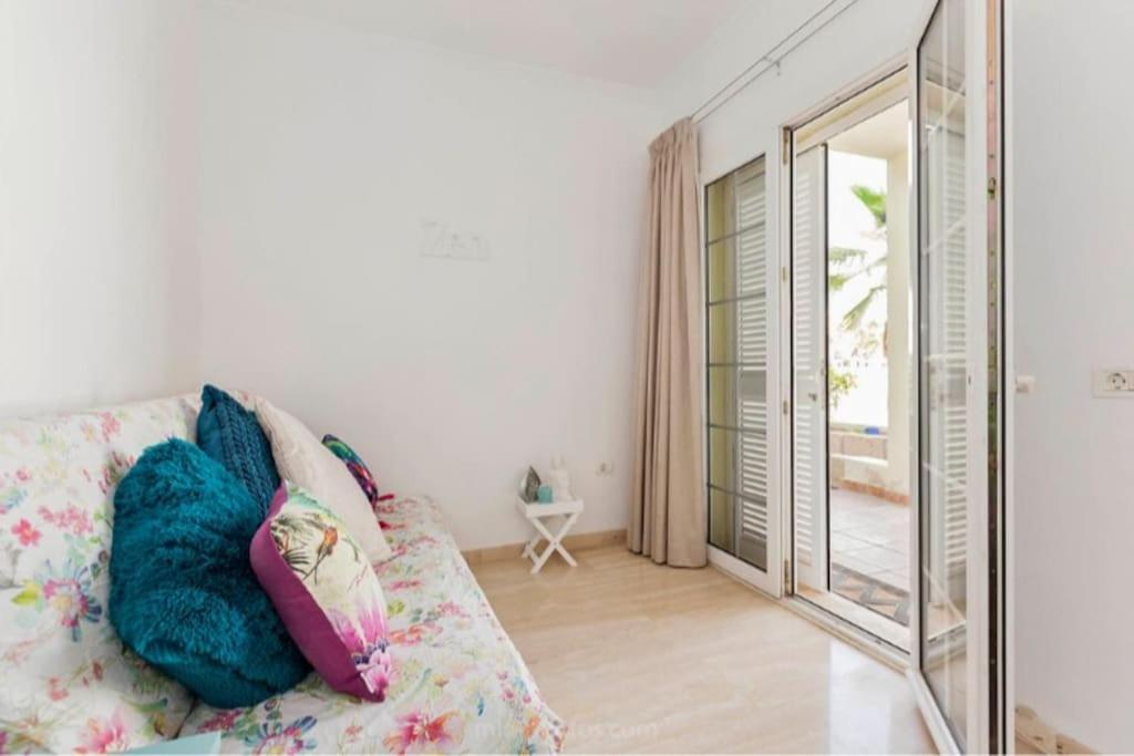 Private Pool 'Villa Vibe Tenerife' Sunset & Ocean View Chayofa Екстер'єр фото